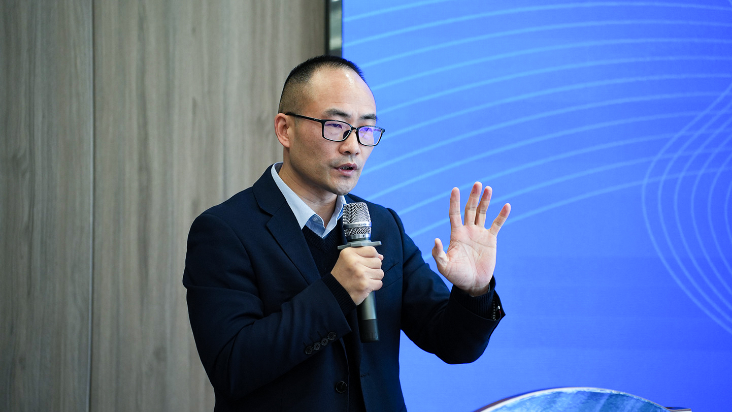1700293345610005.jpg 刘总1.jpg